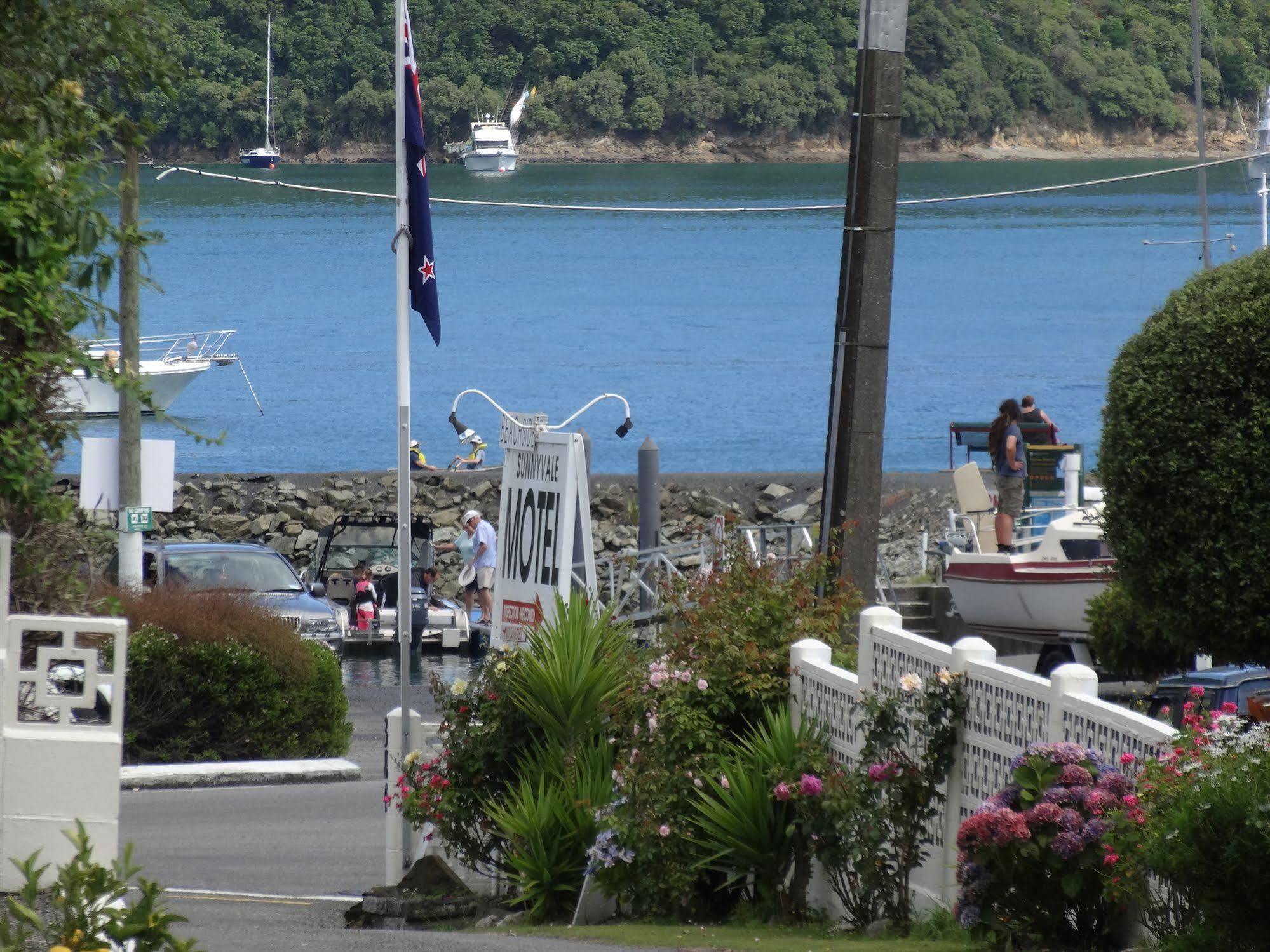 Beachside Sunnyvale Motel Picton Eksteriør billede